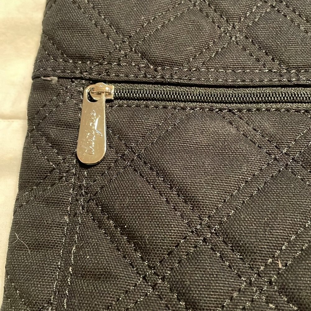 Thirty one black cross body quilted purse - Picture 2 of 5
